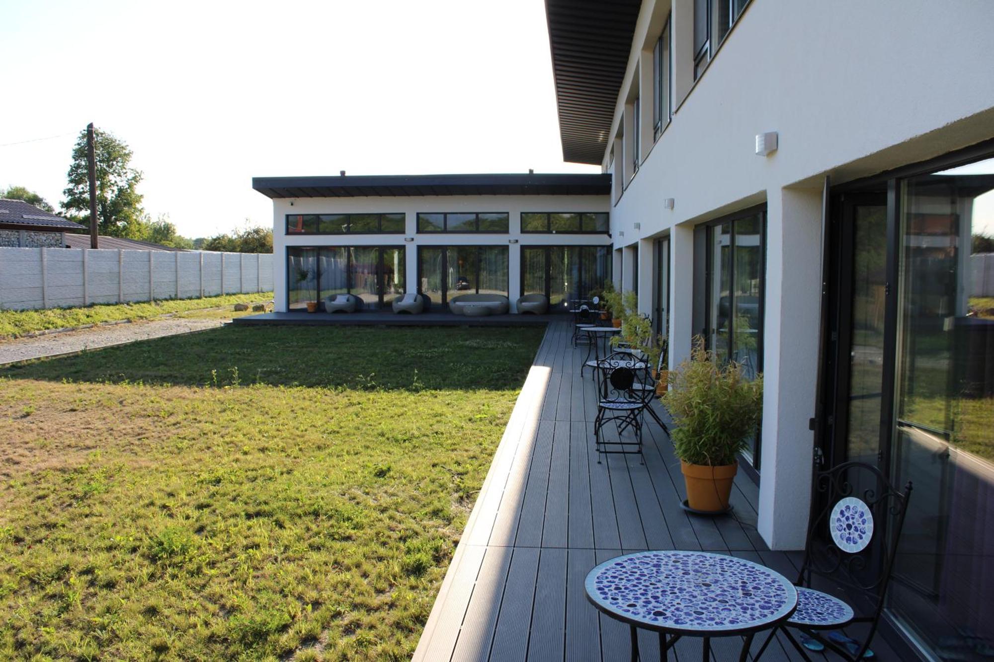 Villa Jai Giridhari Avrig Exterior foto